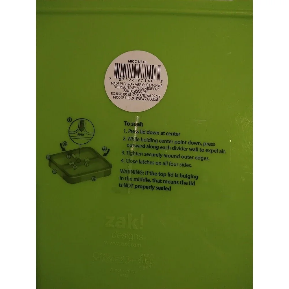 Zak Designs Minecraft 27oz Plastic Ultra Slim Lunch Snack Container Bento Box